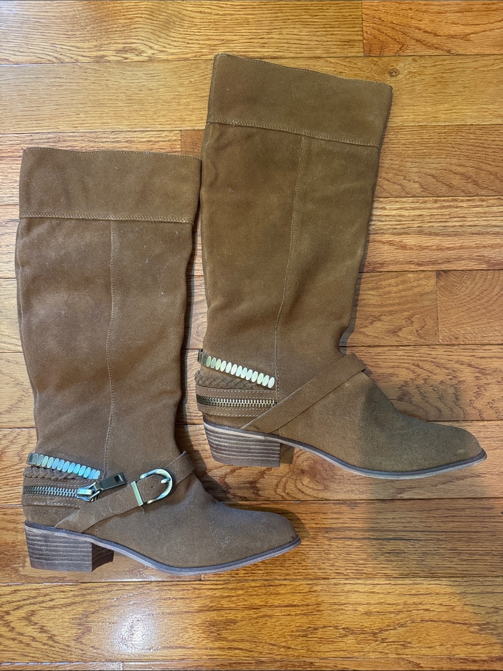 NWOB Chinese Laundry Brown Knee-High Riding Boots with Buckle